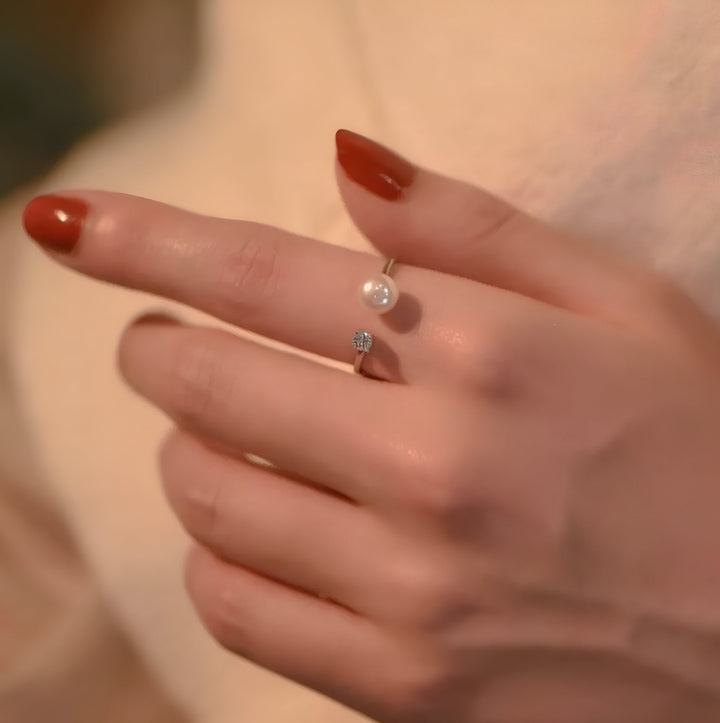 Cleo Freshwater Pearl Ring